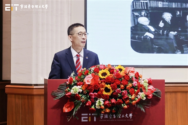 施一公:大学之“大”,重在青年创造力之大